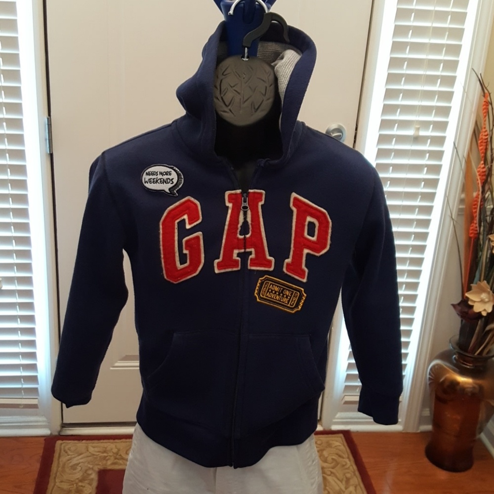 Boys hooded sweatshirt (Medium/8)